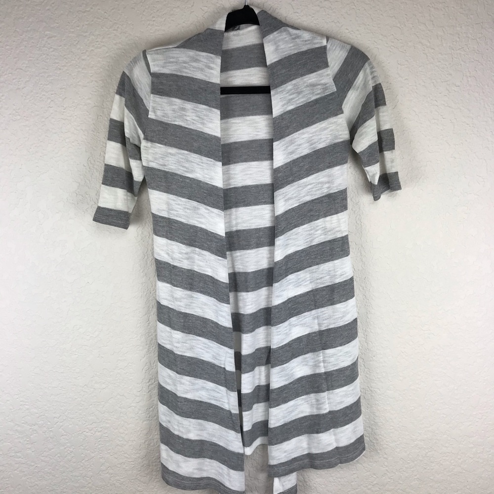 Grey & White Chevron Stripe Cardigan